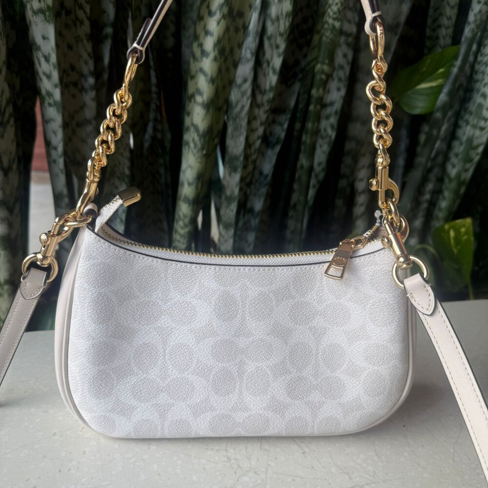 coach Teri Shoulder Bag In Signature Canvas cv933 - Picture 3 of 8